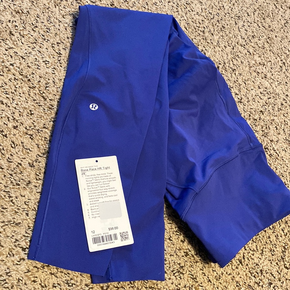 Lululemon Base Pace Size 12 - 28”